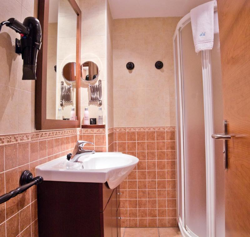 Apartamentos Casa Lavedan Tramacastilla de Tena Cameră foto